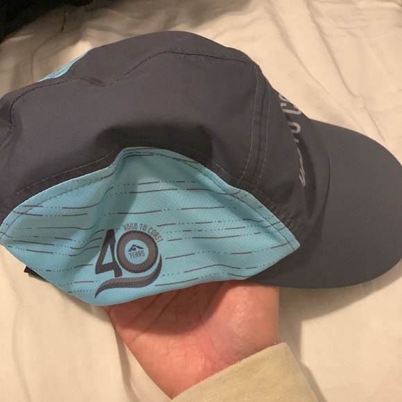 HTC Running Cap - Picture 2 of 4